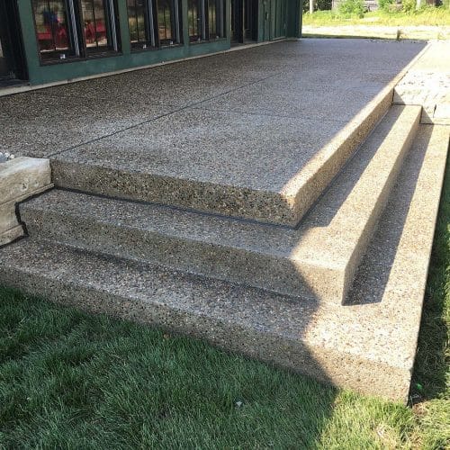 Exposed aggregate with steps